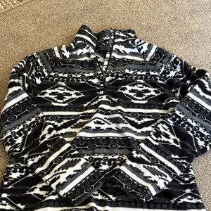 Eddie Bauer Black and White Patterned Sweatshirt